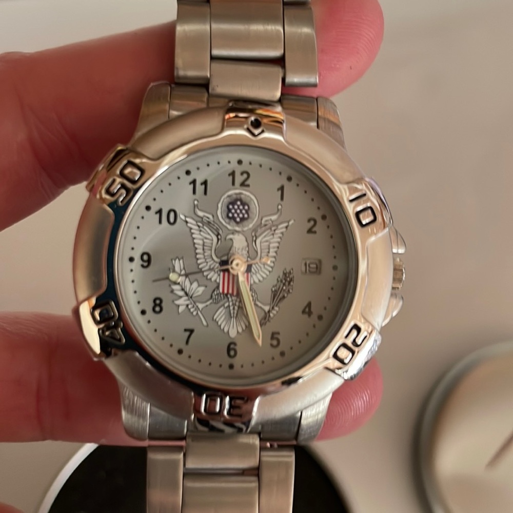 Mens watch